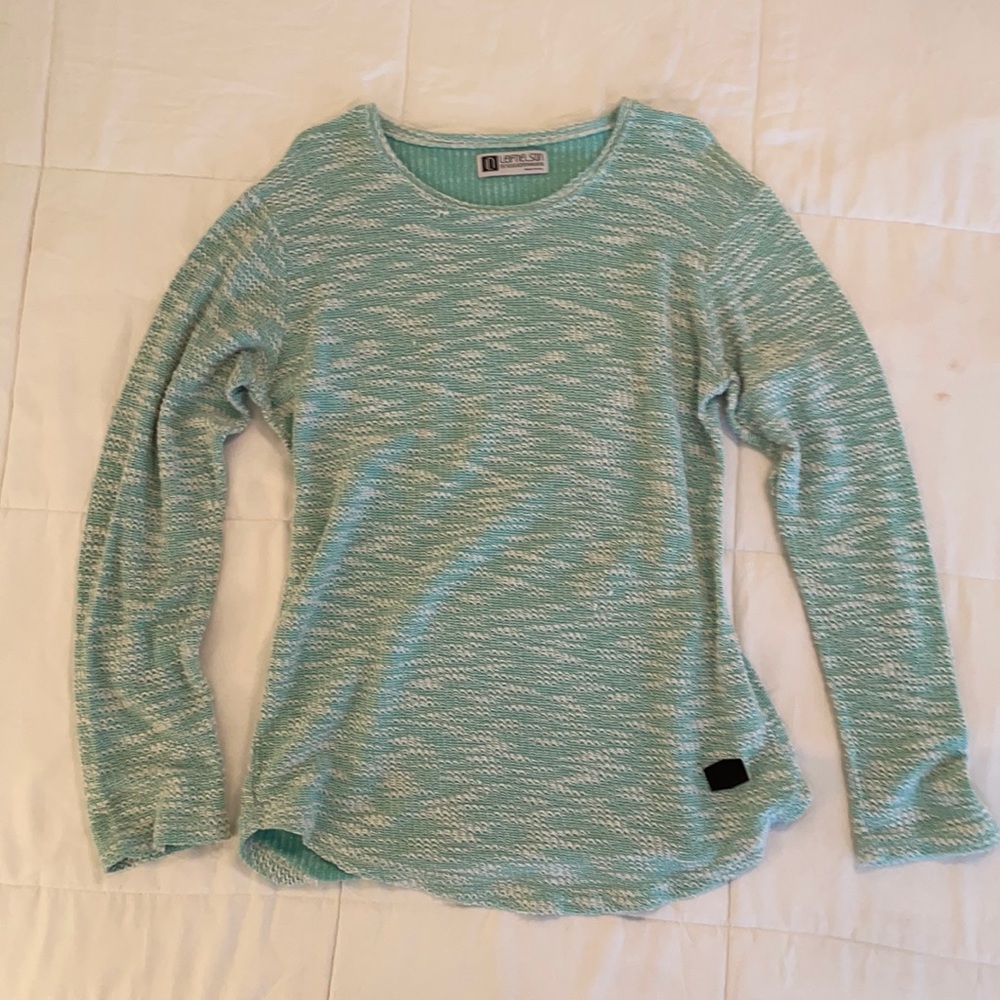 Men’s Lightweight Fitted Sweater - Medium